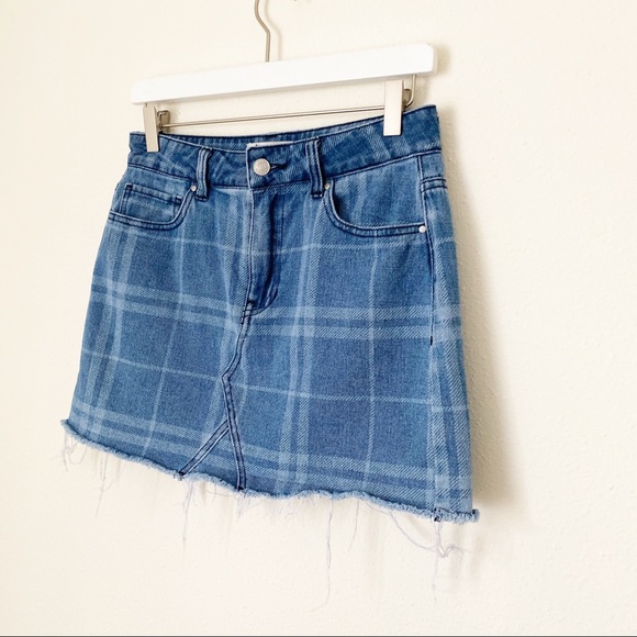 PacSun Plaid Frayed Denim Mini Skirt - Picture 7 of 8
